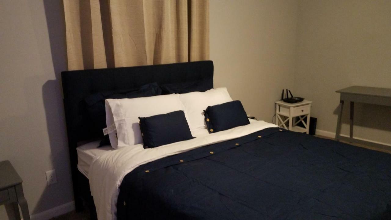 Cozy cottage feel, 5 mins from Ft. Bragg Fayetteville Buitenkant foto